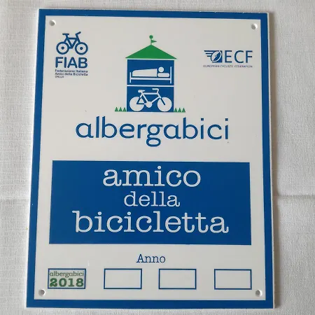 Angelo E Maria 洛韦雷