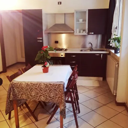 公寓 Angelo E Maria 洛韦雷